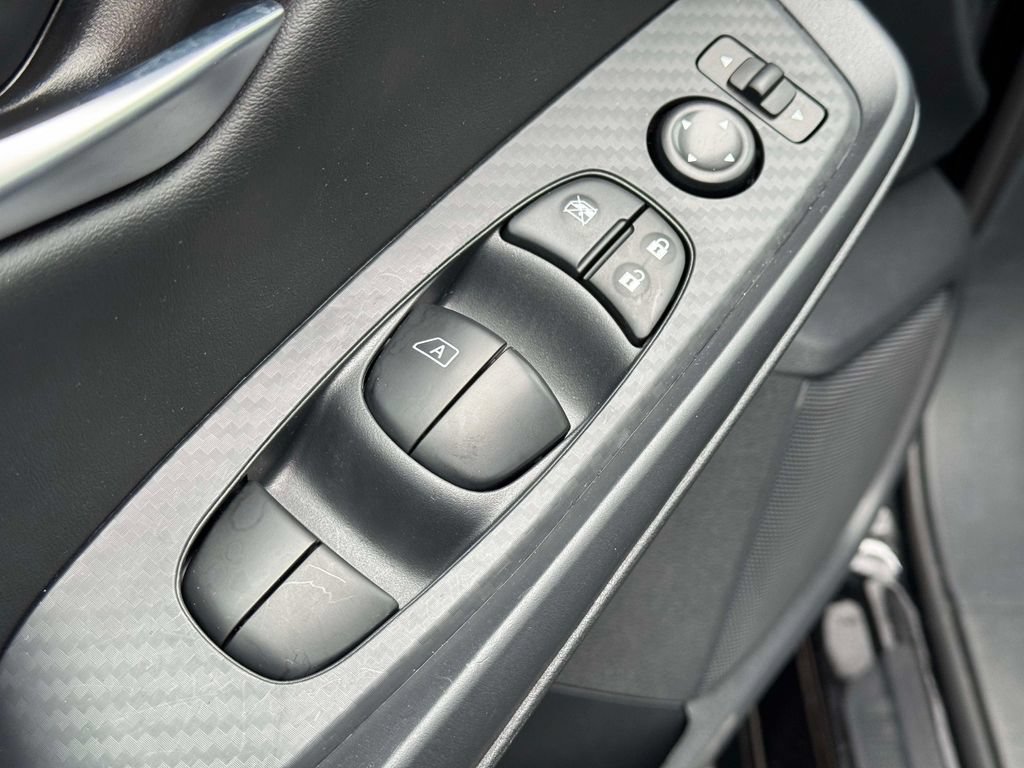 Used 2025 Nissan Sentra SV w/ All-Weather Package FWD image 16