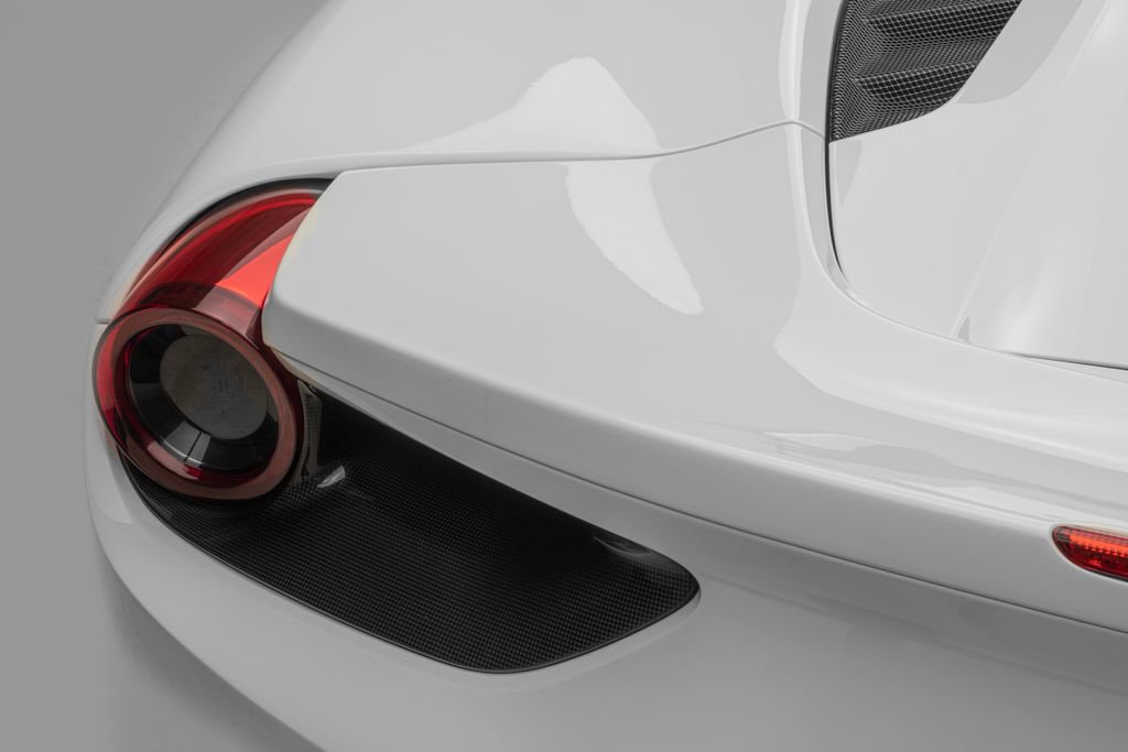 Used 2018 Ferrari 488 Spider Base image 9