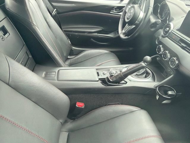 Used 2018 MAZDA MX-5 Miata RF Grand Touring RWD image 10