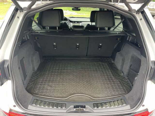 Used 2023 Land Rover Discovery Sport SE R-Dynamic AWD/4WD image 17