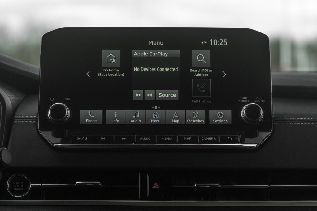 Used 2024 Mitsubishi Outlander SE Black Edition image 27