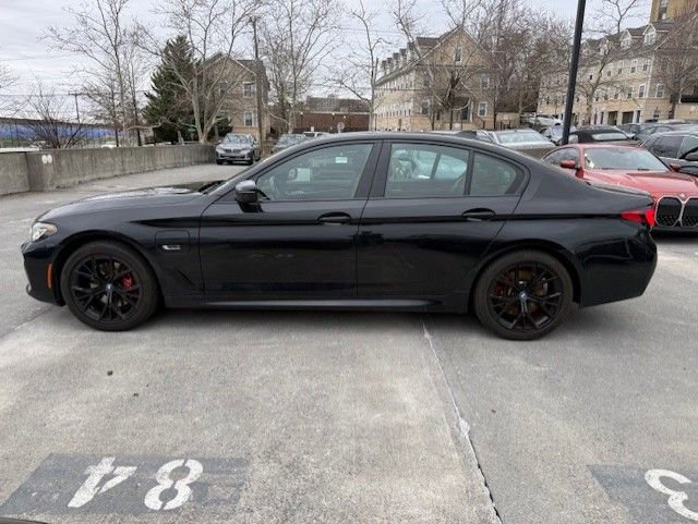 Certified 2023 BMW 530e xDrive 530e iPerformance w/ Premium Package image 5