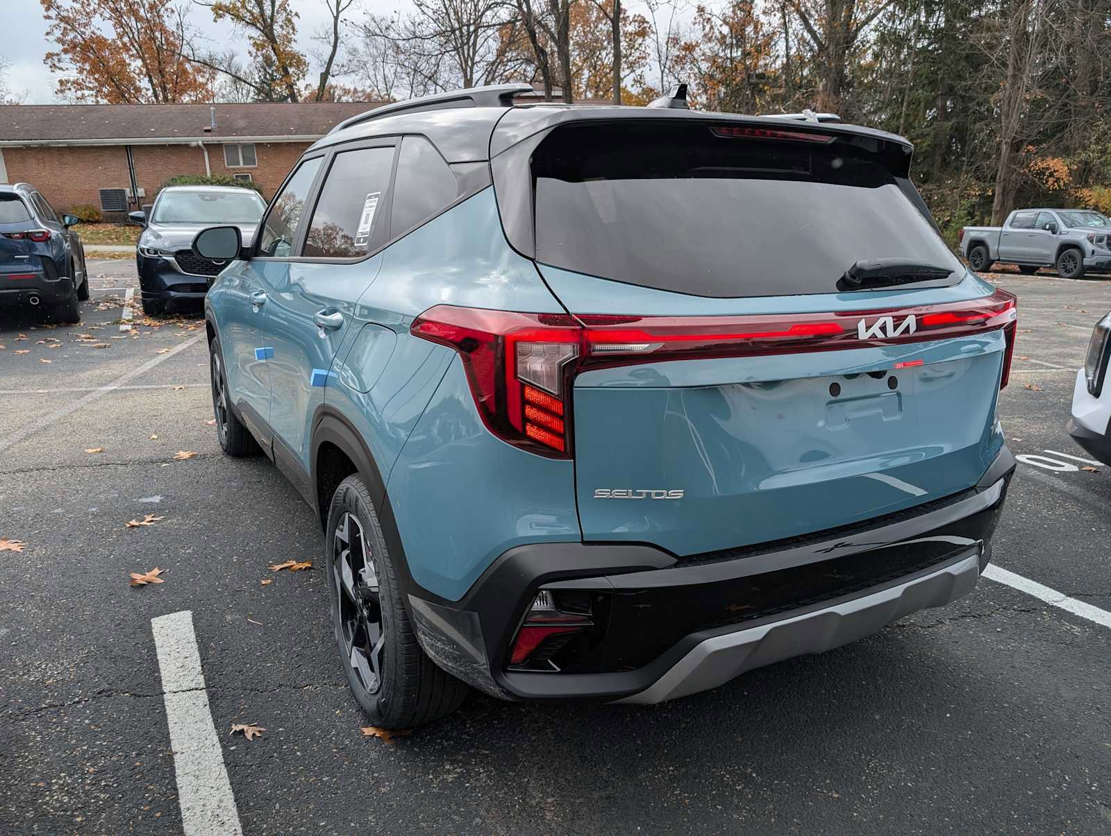 New 2026 Kia Seltos S image 9