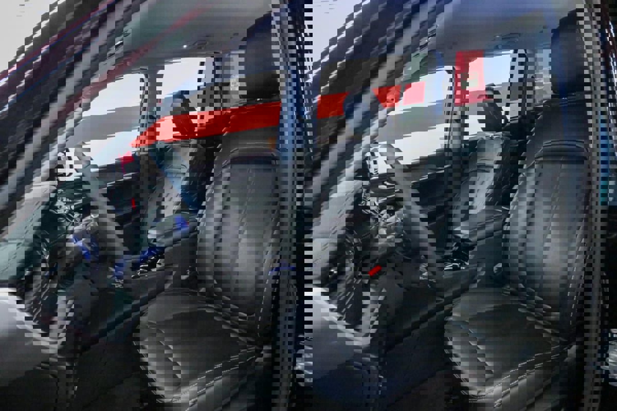 Used 2023 Jeep Grand Cherokee Limited w/ Trailer Tow Prep Group (B) image 9