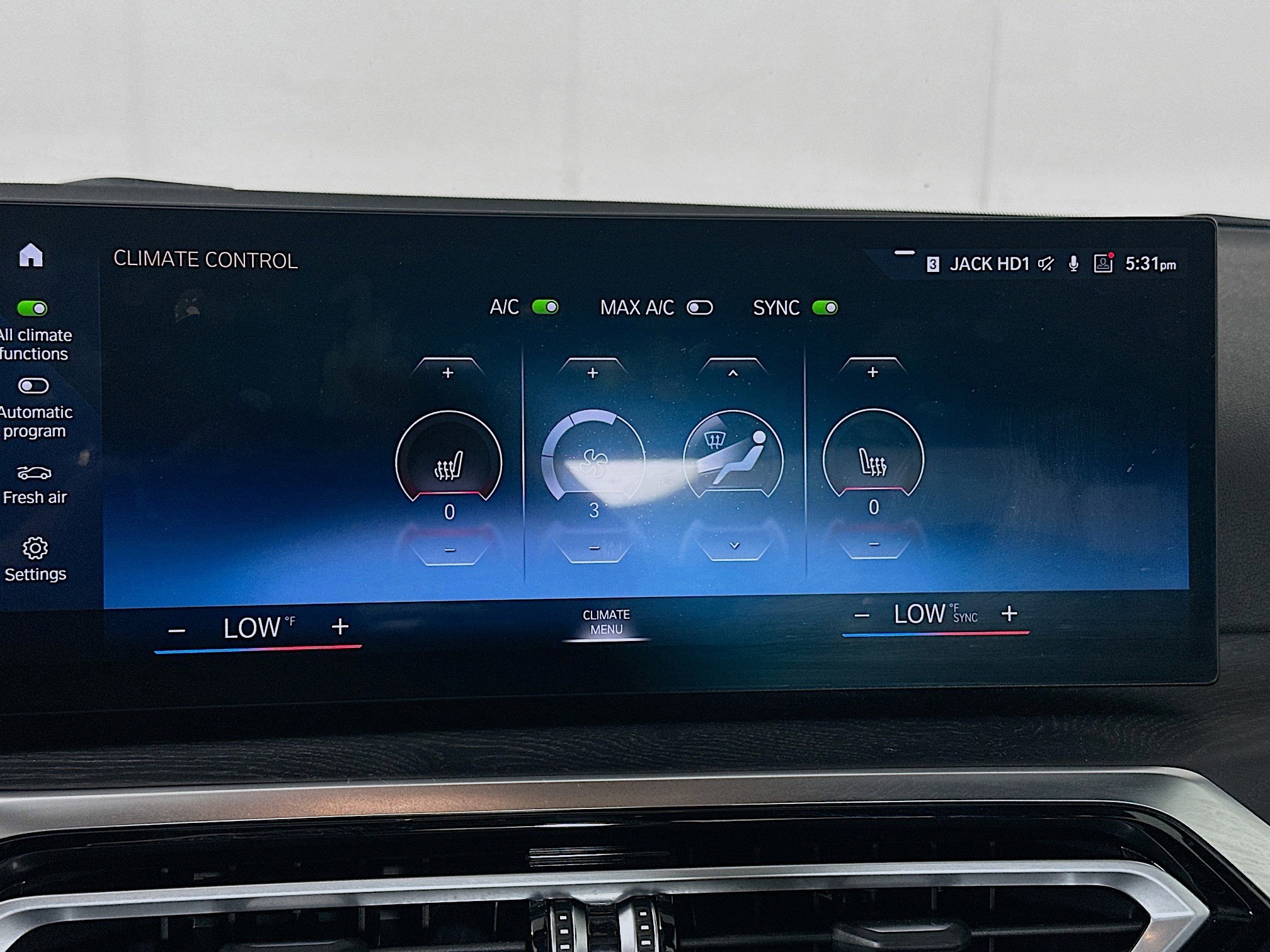 Used 2024 BMW 330i Sedan image 24