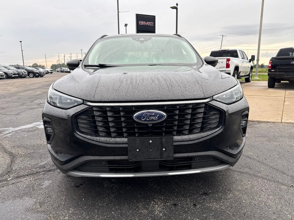 Used 2024 Ford Escape Platinum AWD/4WD image 7