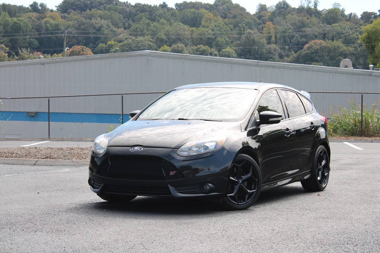 Used 2014 Ford Focus ST w/ Equipment Group 202A
