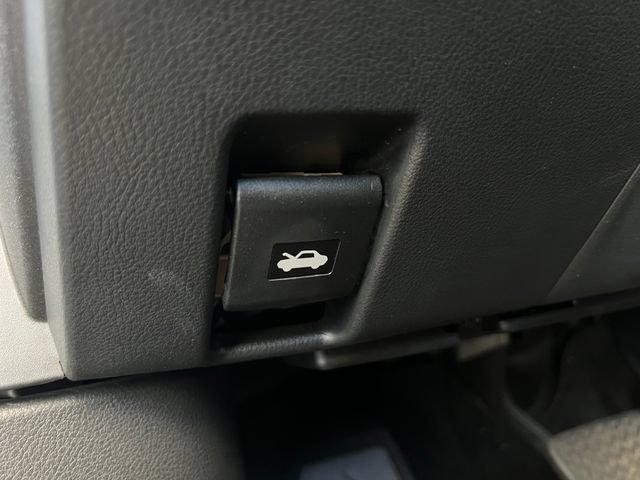 Used 2025 Lexus RX 450h AWD w/ Convenience Package image 34