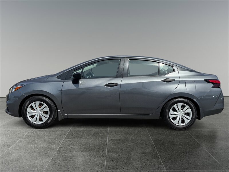 Used 2020 Nissan Versa S FWD image 2