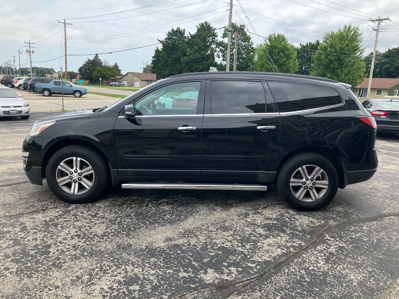 Used 2017 Chevrolet Traverse LT image 6