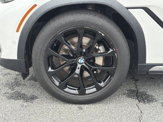 Used 2020 BMW X6 xDrive40i w/ Convenience Package AWD/4WD image 13