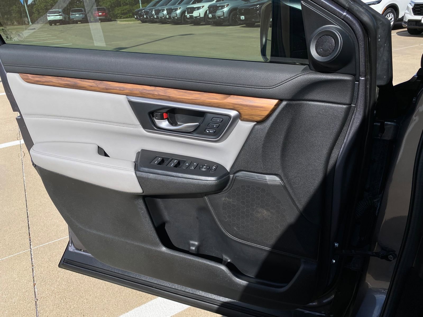 Used 2022 Honda CR-V EX-L image 25