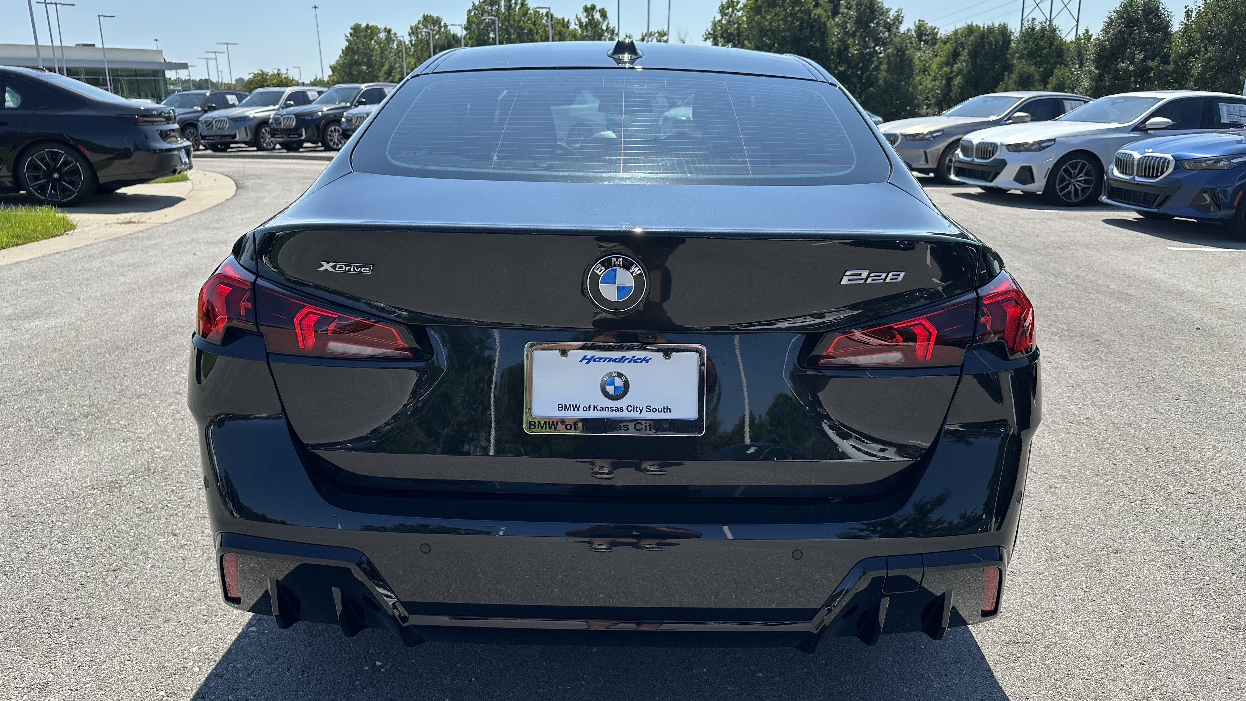 Certified 2025 BMW 228i xDrive w/ Technology Package AWD/4WD image 9