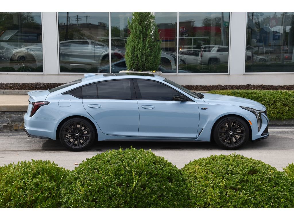 Used 2026 Cadillac CT5 V Blackwing image 3