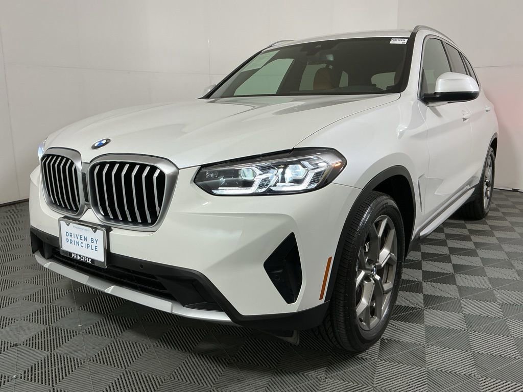 Certified 2023 BMW X3 sDrive30i w/ Premium Package RWD image 2