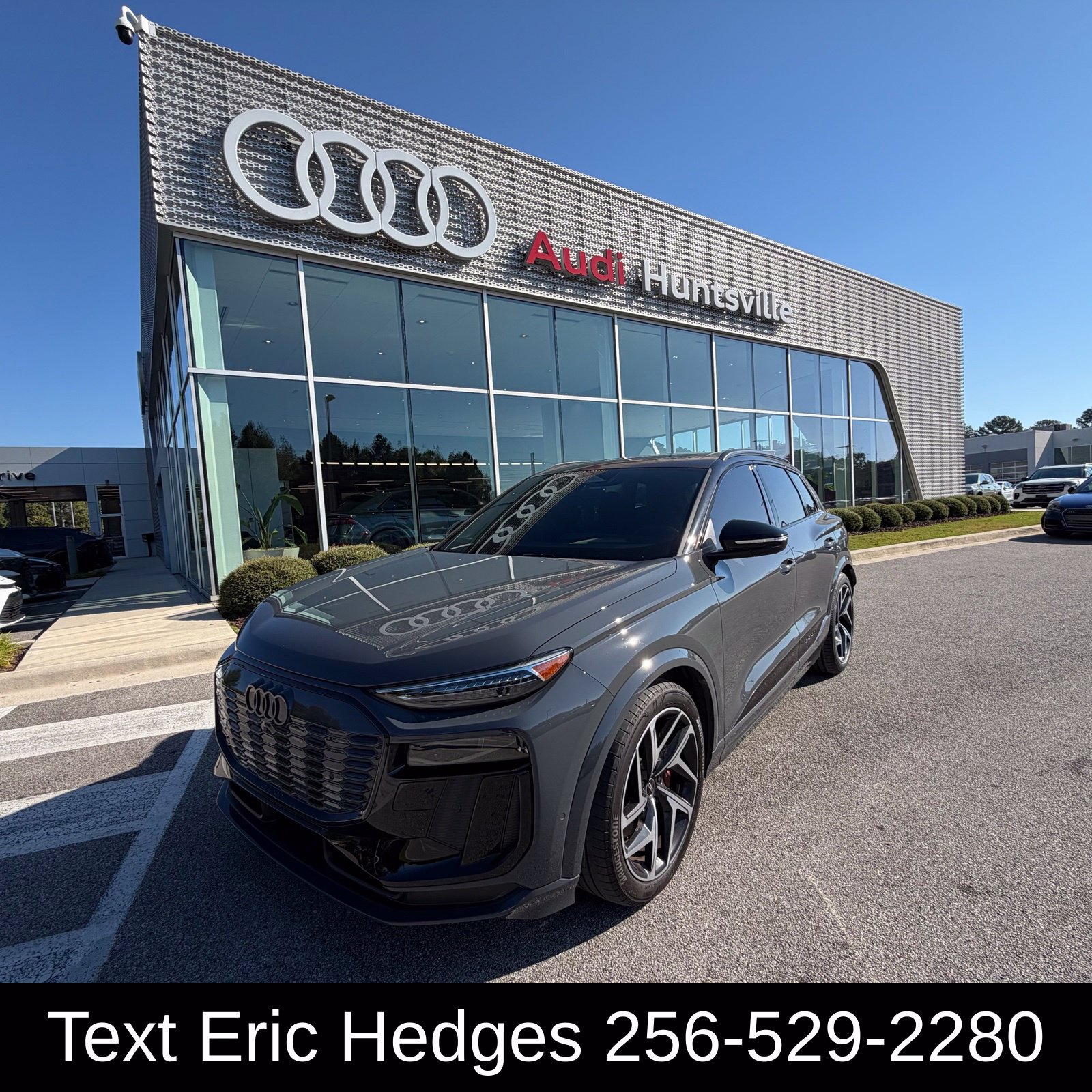 Used 2025 Audi SQ6 e-tron Prestige w/ 21" Black Optic Wheel Package AWD/4WD 360° Tour