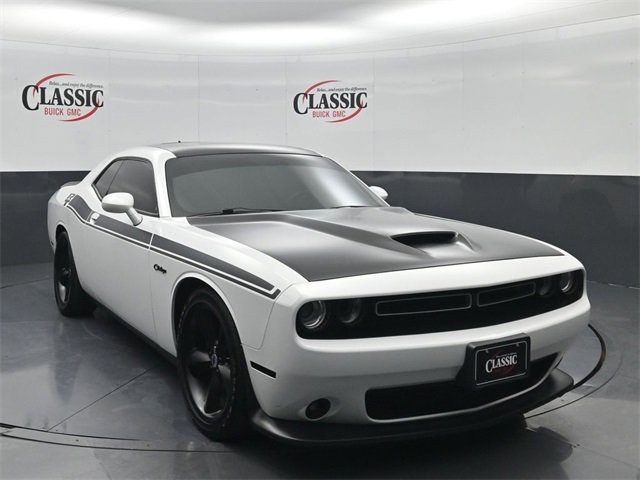 Used 2019 Dodge Challenger R/T w/ Plus Package image 5