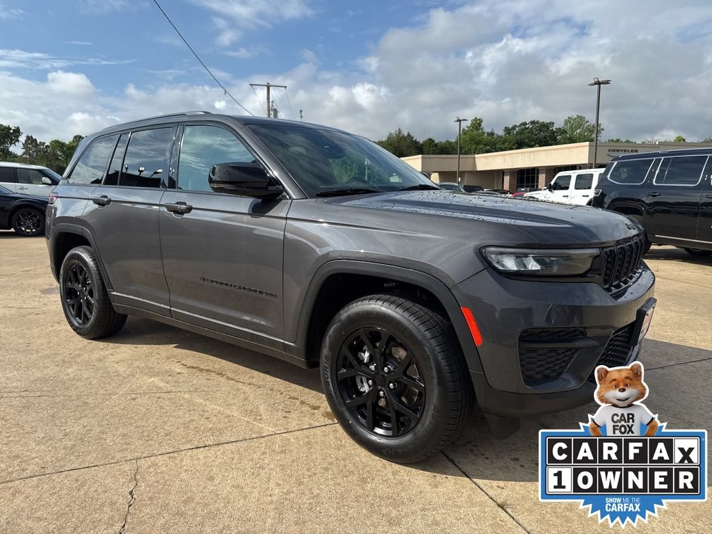 Certified 2024 Jeep Grand Cherokee Altitude AWD/4WD image 3