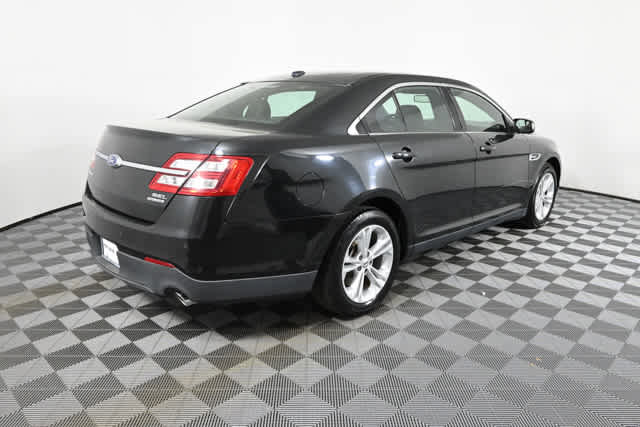 Used 2014 Ford Taurus SEL w/ Equipment Group 201A image 7