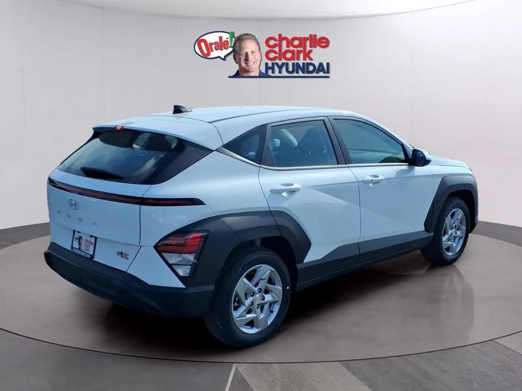New 2026 Hyundai Kona SE FWD image 5