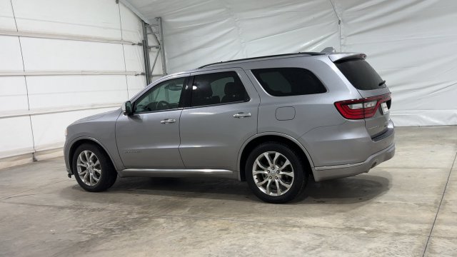 Used 2017 Dodge Durango Citadel w/ Technology Group RWD image 2
