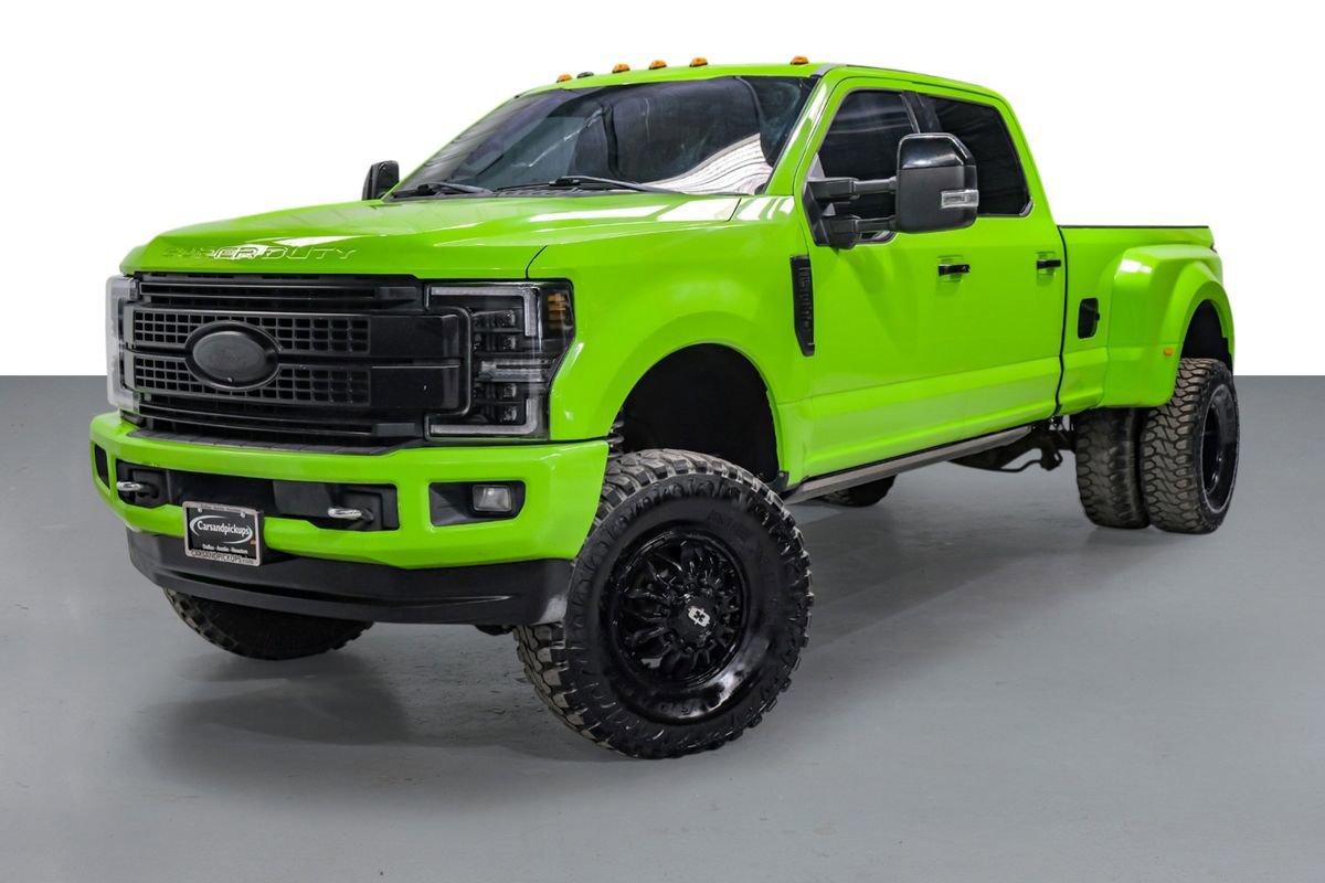 Used 2017 Ford F350 Platinum w/ Platinum Ultimate Package image 4