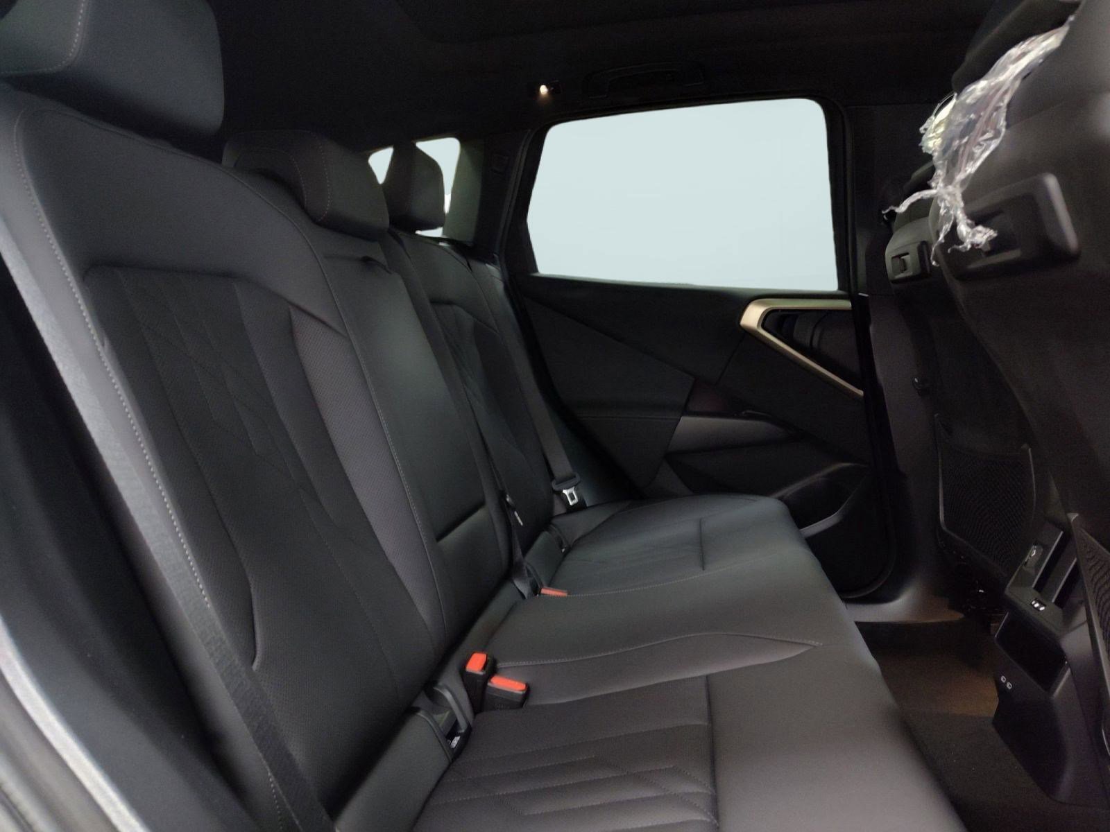 Used 2025 BMW X3 xDrive30i w/ Convenience Package image 26