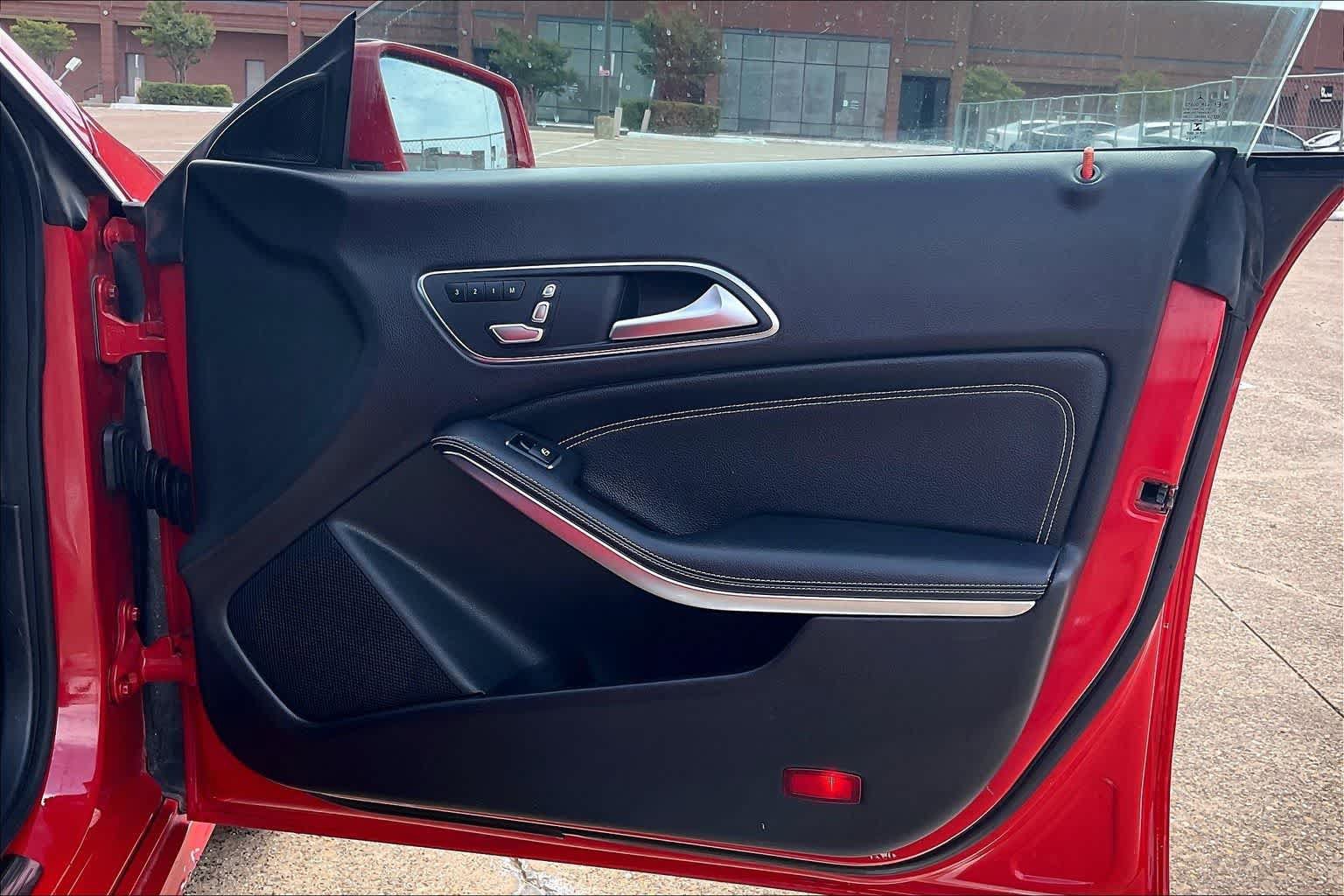 Used 2018 Mercedes-Benz CLA 250 image 26
