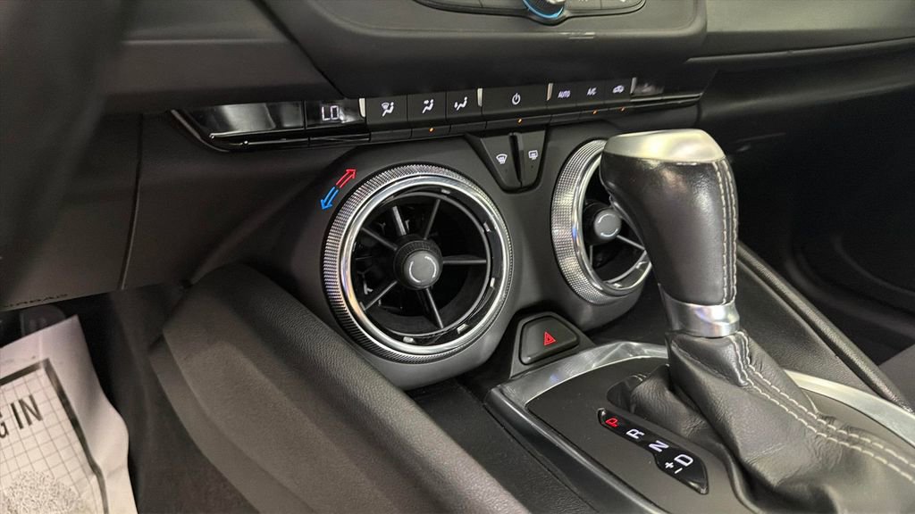 Certified 2020 Chevrolet Camaro LT RWD image 21