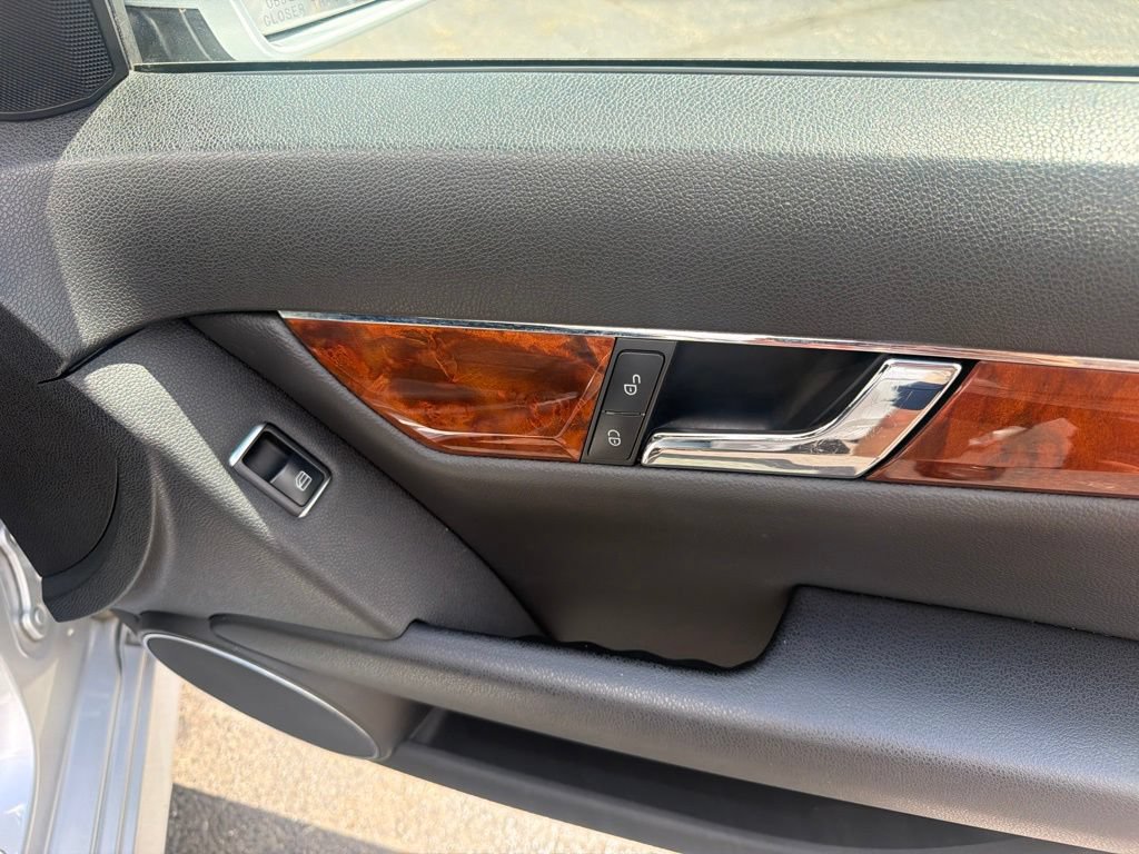 Used 2011 Mercedes-Benz C 300 4MATIC Sedan image 36