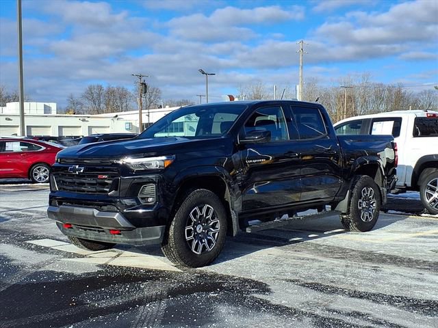 Used 2024 Chevrolet Colorado Z71 w/ Z71 Convenience Package 2 image 1