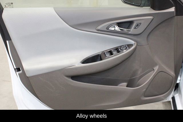 Used 2022 Chevrolet Malibu LT image 16