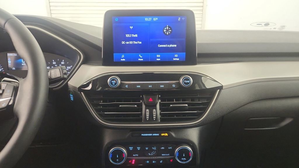 Used 2022 Ford Escape SEL image 13