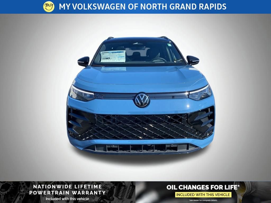 New 2026 Volkswagen Tiguan SE R-Line image 2
