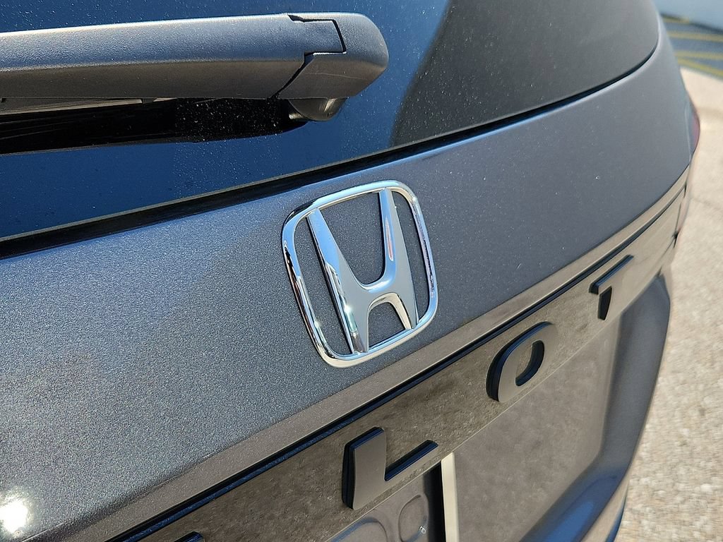 Used 2025 Honda Pilot EX-L image 26