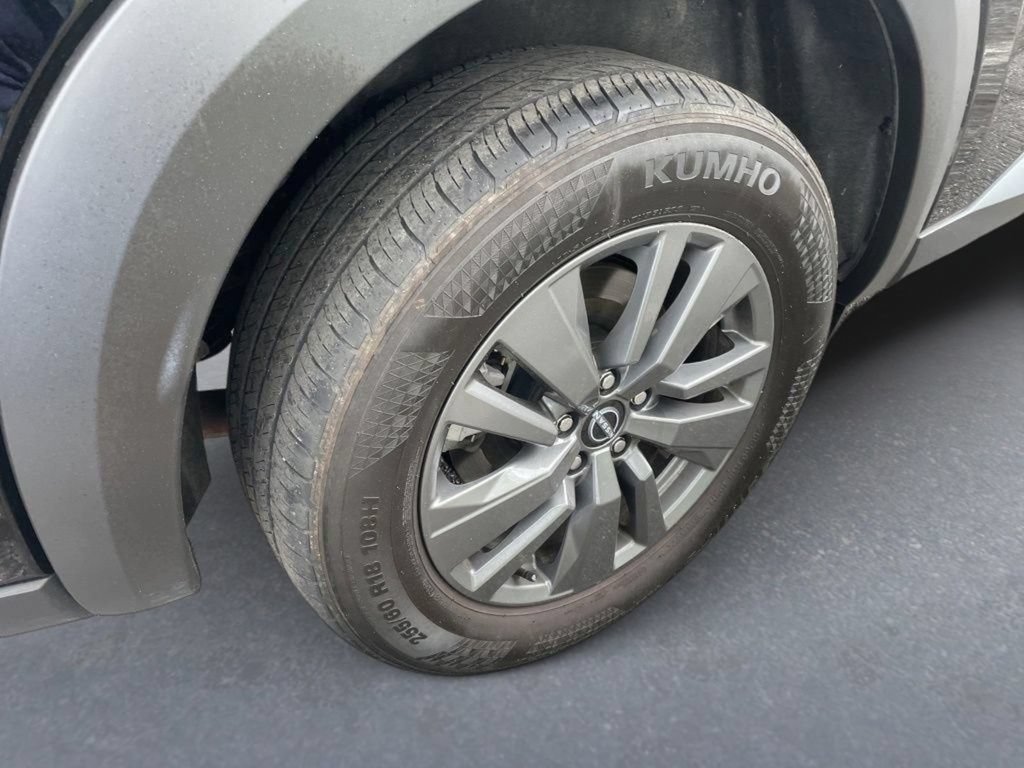Used 2025 Nissan Pathfinder SV AWD/4WD image 10