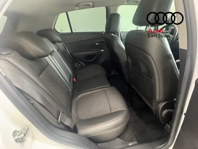 Used 2020 Chevrolet Trax LT w/ Driver Confidence Package FWD image 21