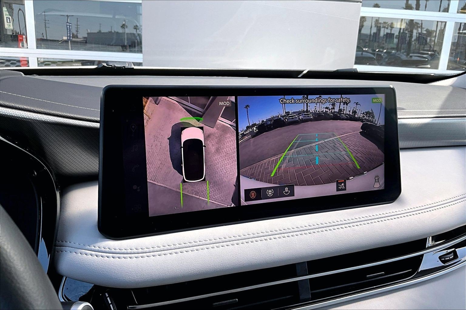 Used 2026 INFINITI QX60 Luxe w/ Cargo Package image 21