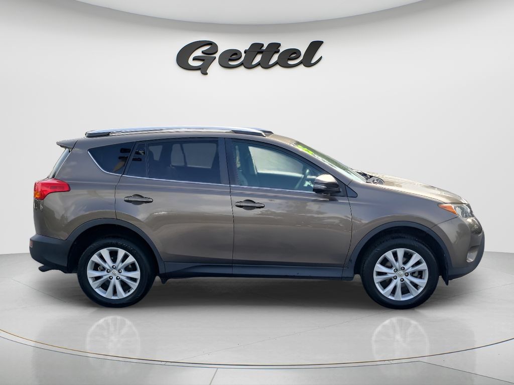 Used 2015 Toyota RAV4 Limited w/ Technology Package AWD/4WD image 4