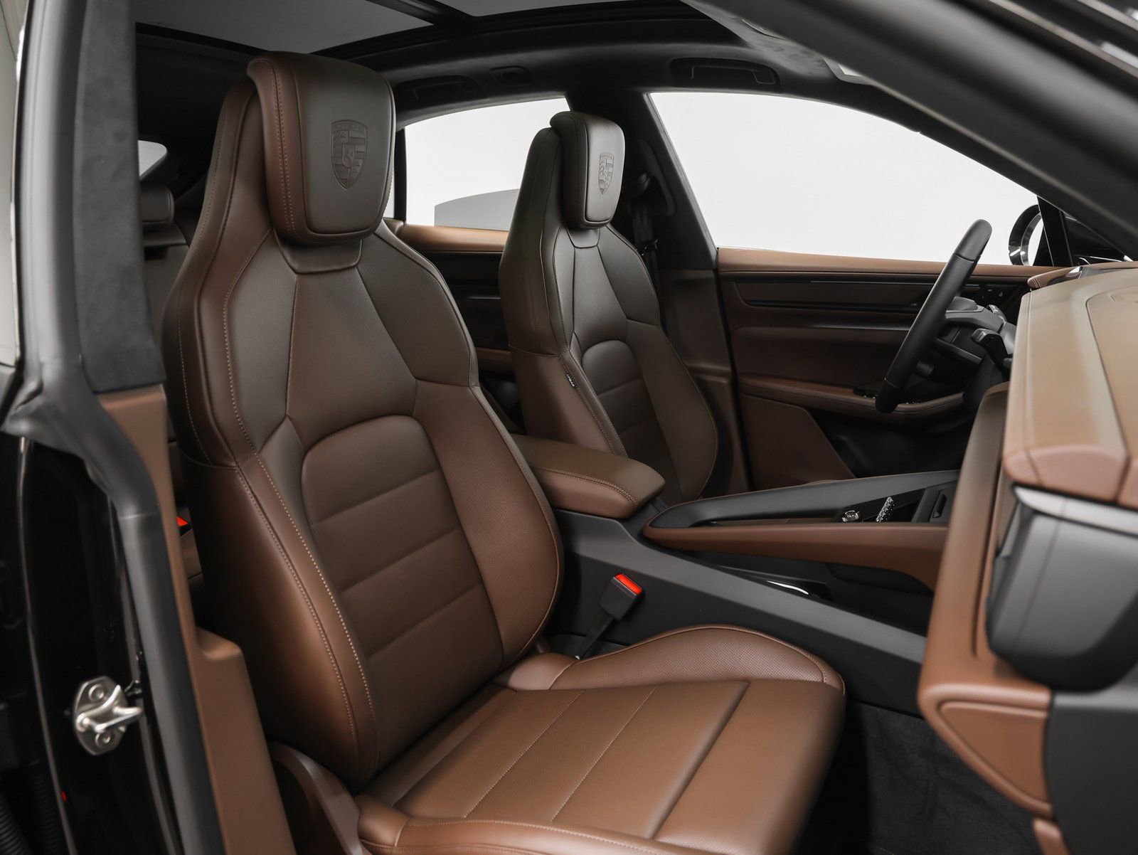 New 2025 Porsche Macan Turbo Electric image 24