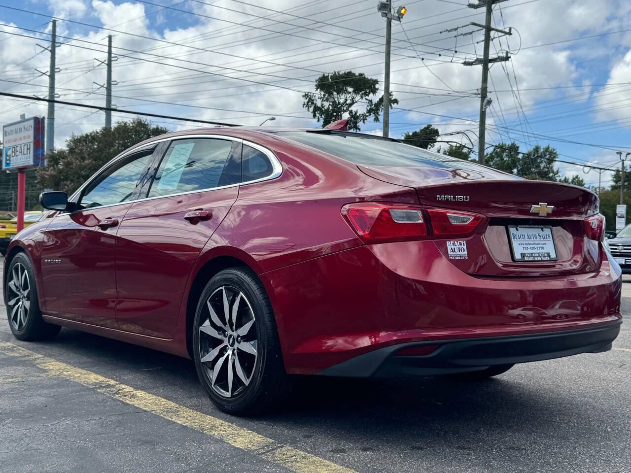 Used 2017 Chevrolet Malibu LT w/ Leather Package image 6
