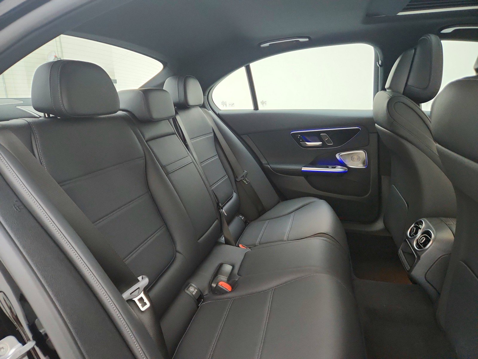 Certified 2025 Mercedes-Benz C 300 Sedan image 20