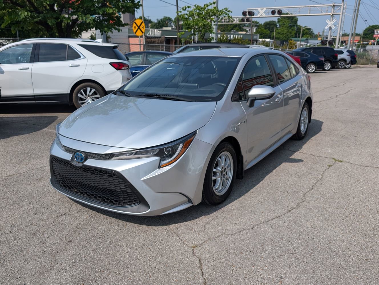 Used 2020 Toyota Corolla LE image 1