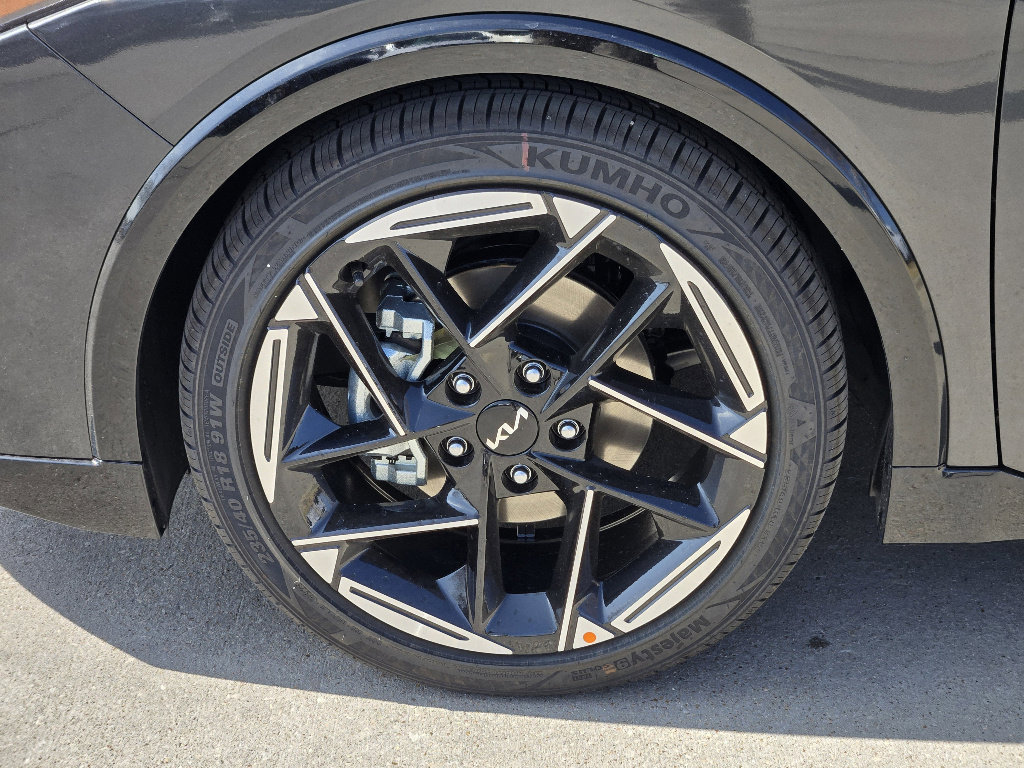 New 2026 Kia K4 GT-Line image 8