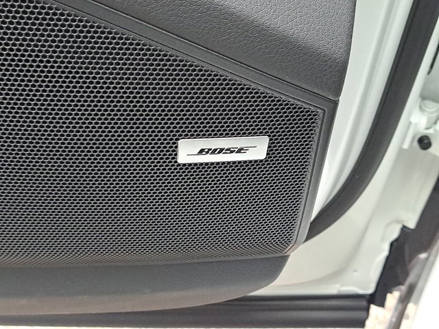 Used 2026 Porsche Cayenne AWD/4WD image 26
