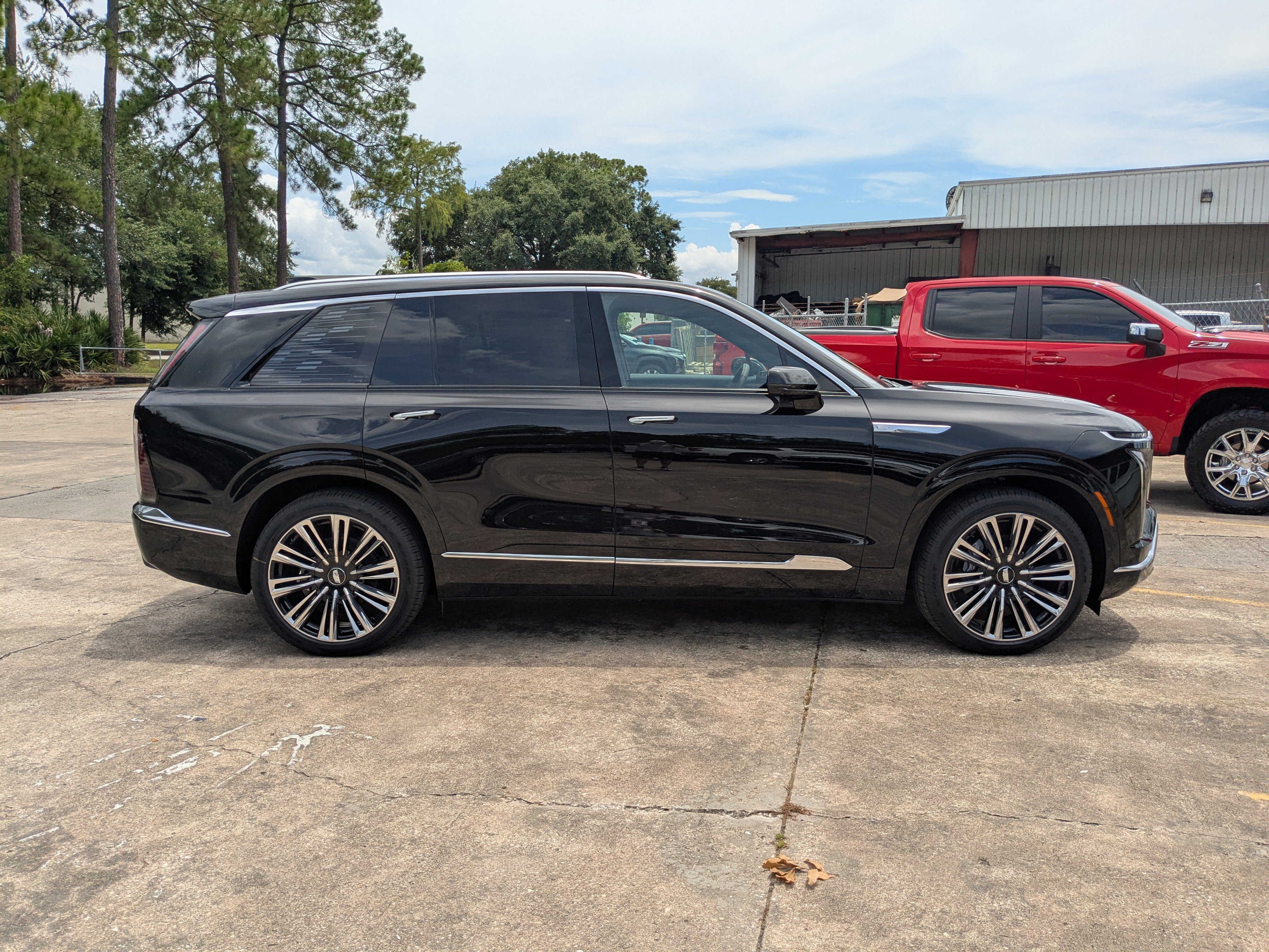 New 2026 Cadillac Vistiq Premium Luxury w/ LPO, Floor Liner Package image 22