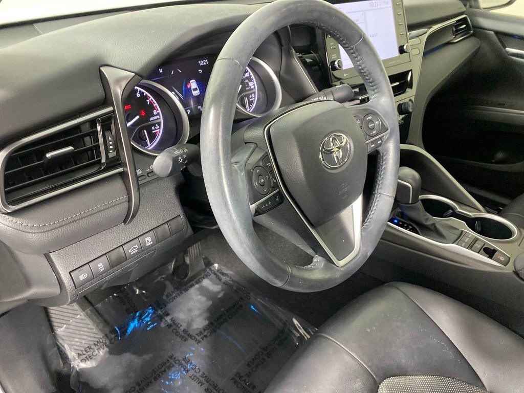 Used 2023 Toyota Camry XLE image 10