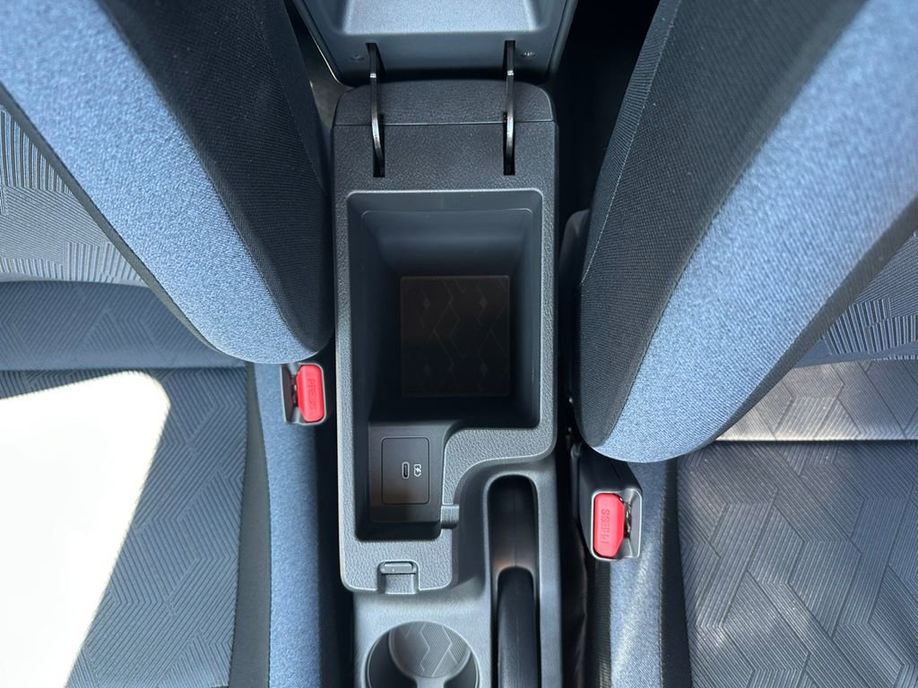 New 2025 Nissan Versa SV w/ Trunk Package image 19