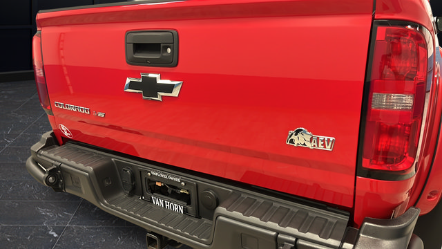Used 2020 Chevrolet Colorado ZR2 w/ Colorado ZR2 Bison Edition AWD/4WD image 35
