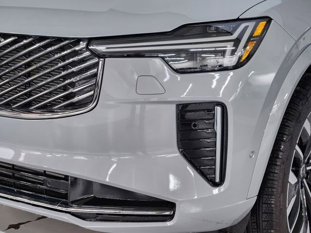 New 2025 Volvo XC90 T8 Plus w/ Protection Package Premier image 12